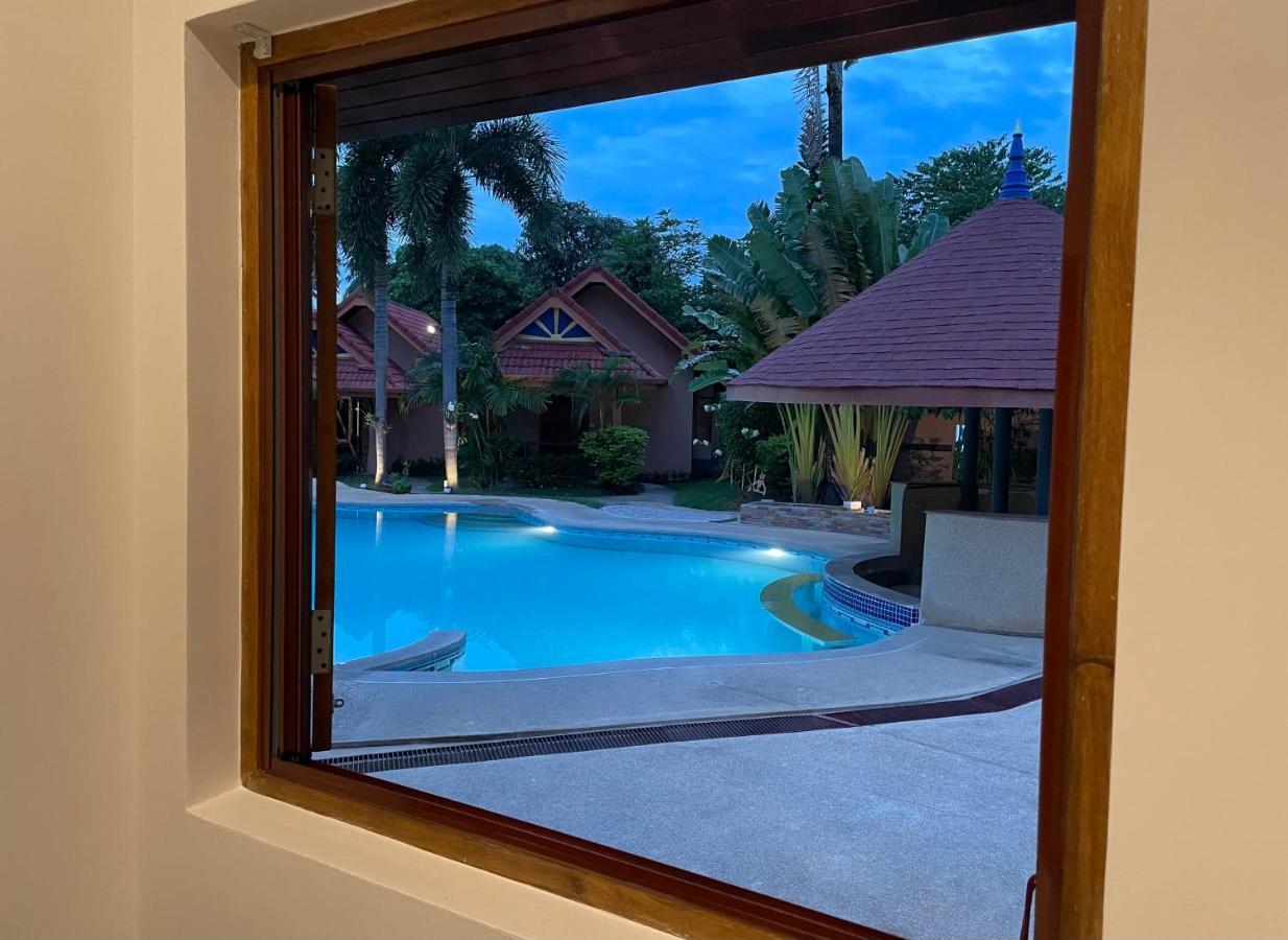 The Pace Phuket Boutique Resort Rawai エクステリア 写真