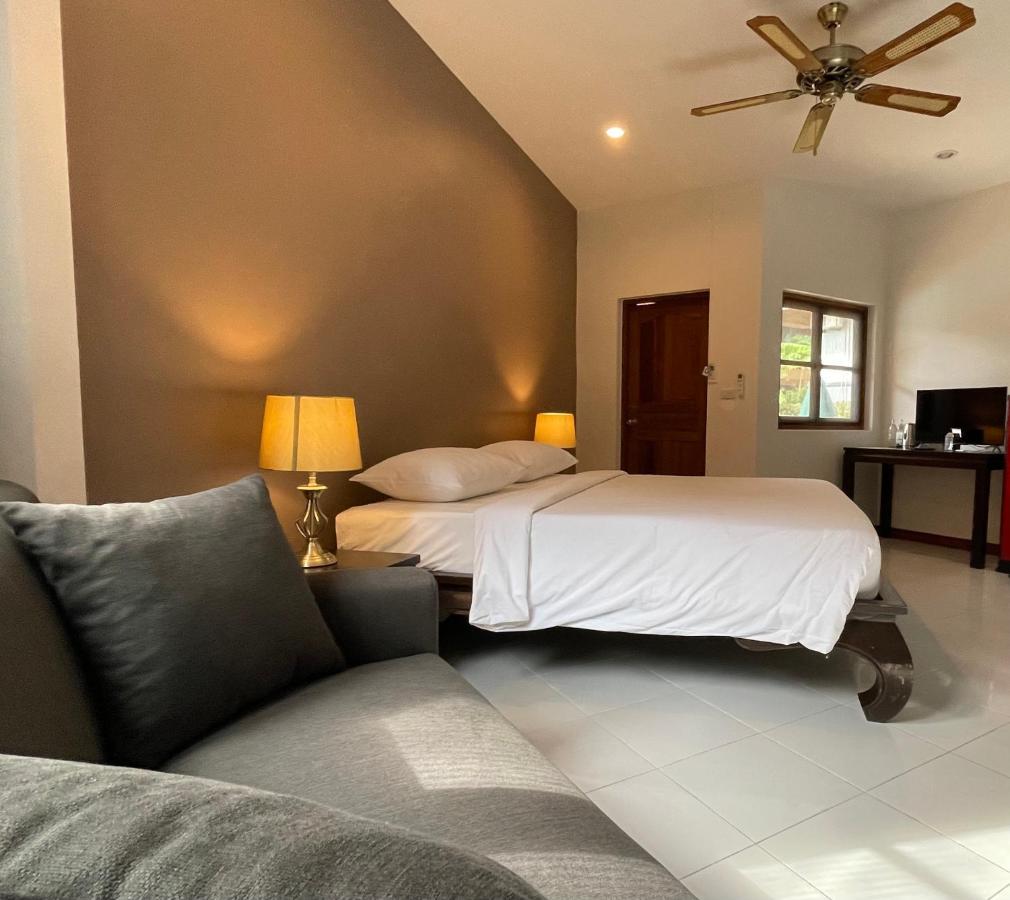 The Pace Phuket Boutique Resort Rawai エクステリア 写真