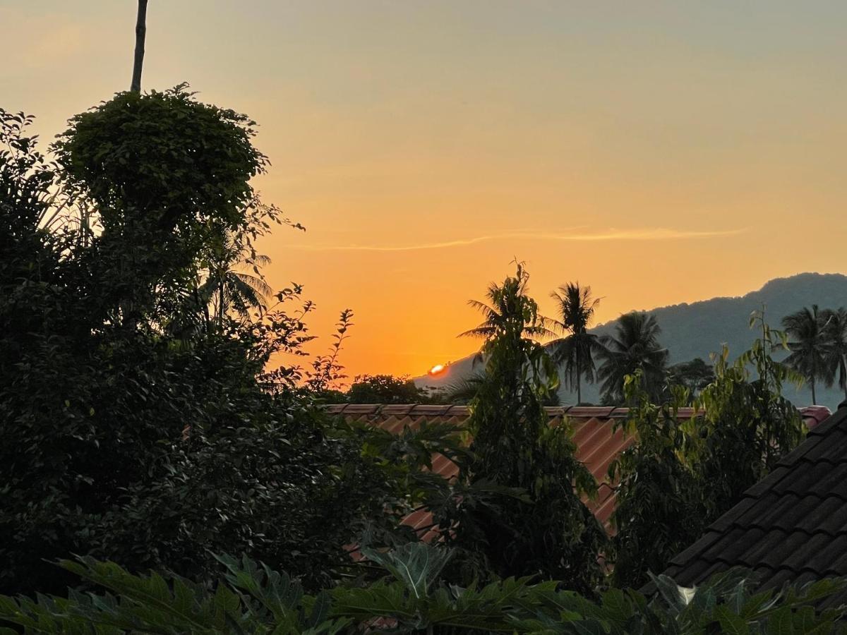 The Pace Phuket Boutique Resort Rawai エクステリア 写真