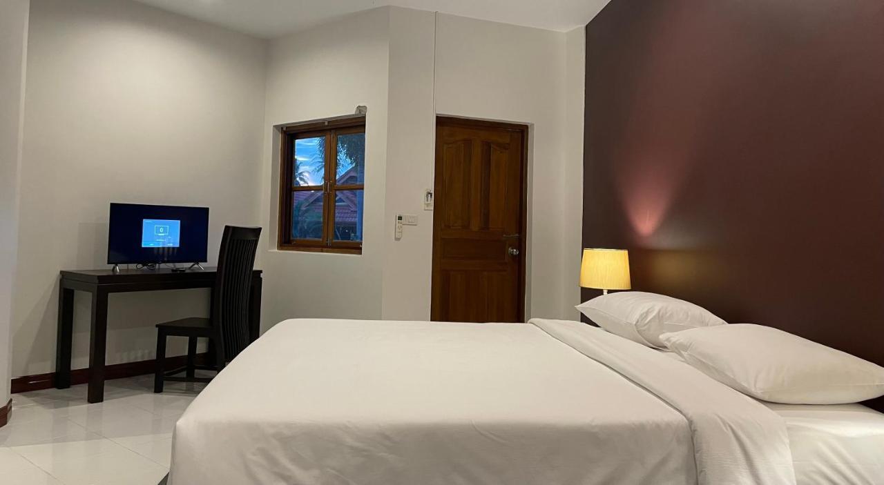 The Pace Phuket Boutique Resort Rawai エクステリア 写真