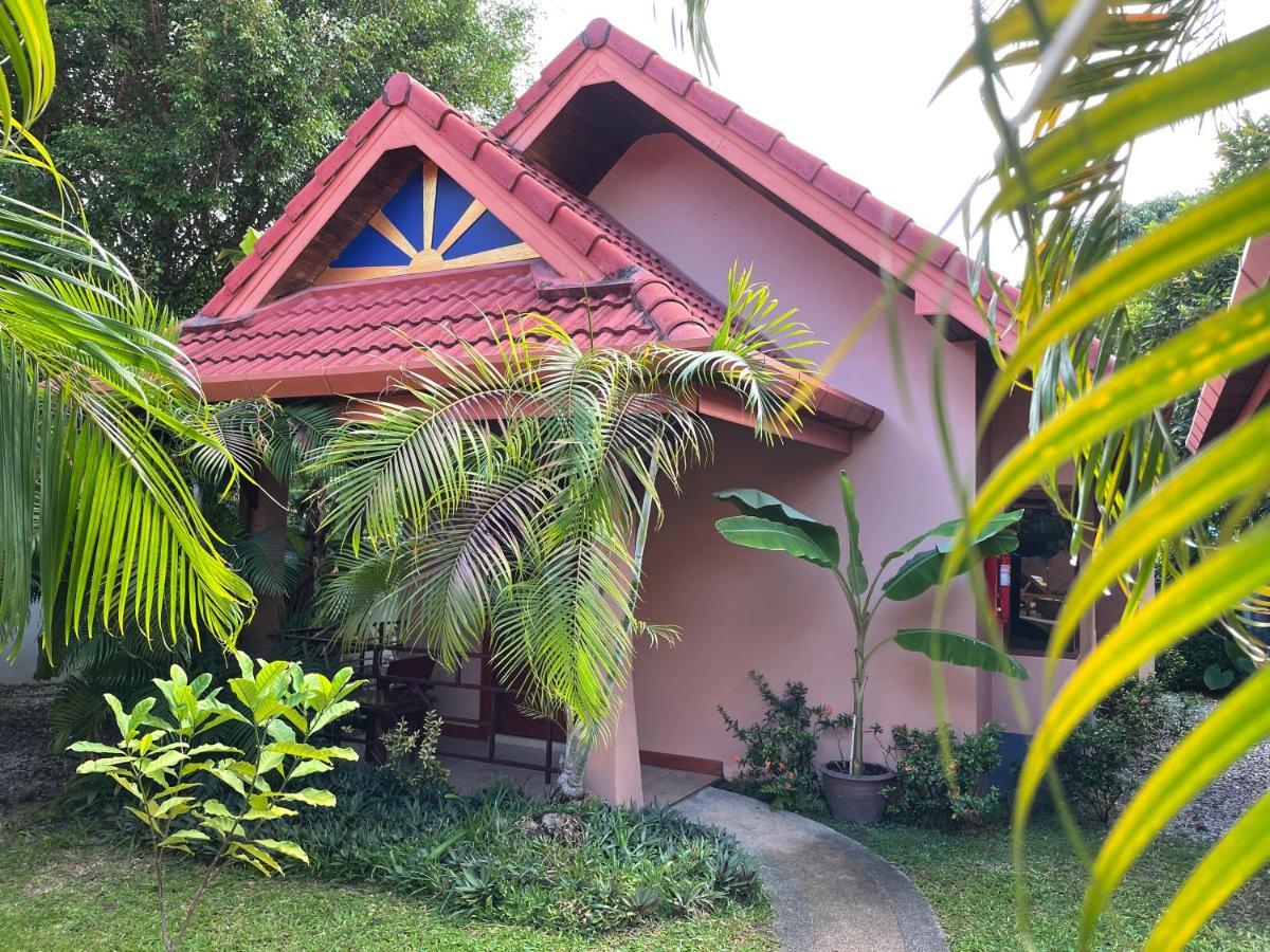 The Pace Phuket Boutique Resort Rawai エクステリア 写真