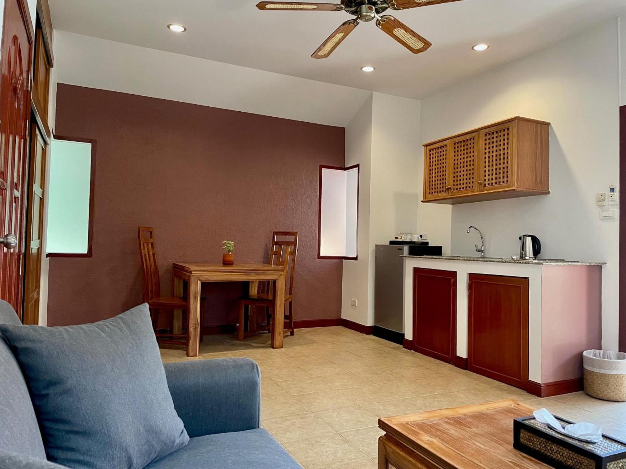 The Pace Phuket Boutique Resort Rawai エクステリア 写真